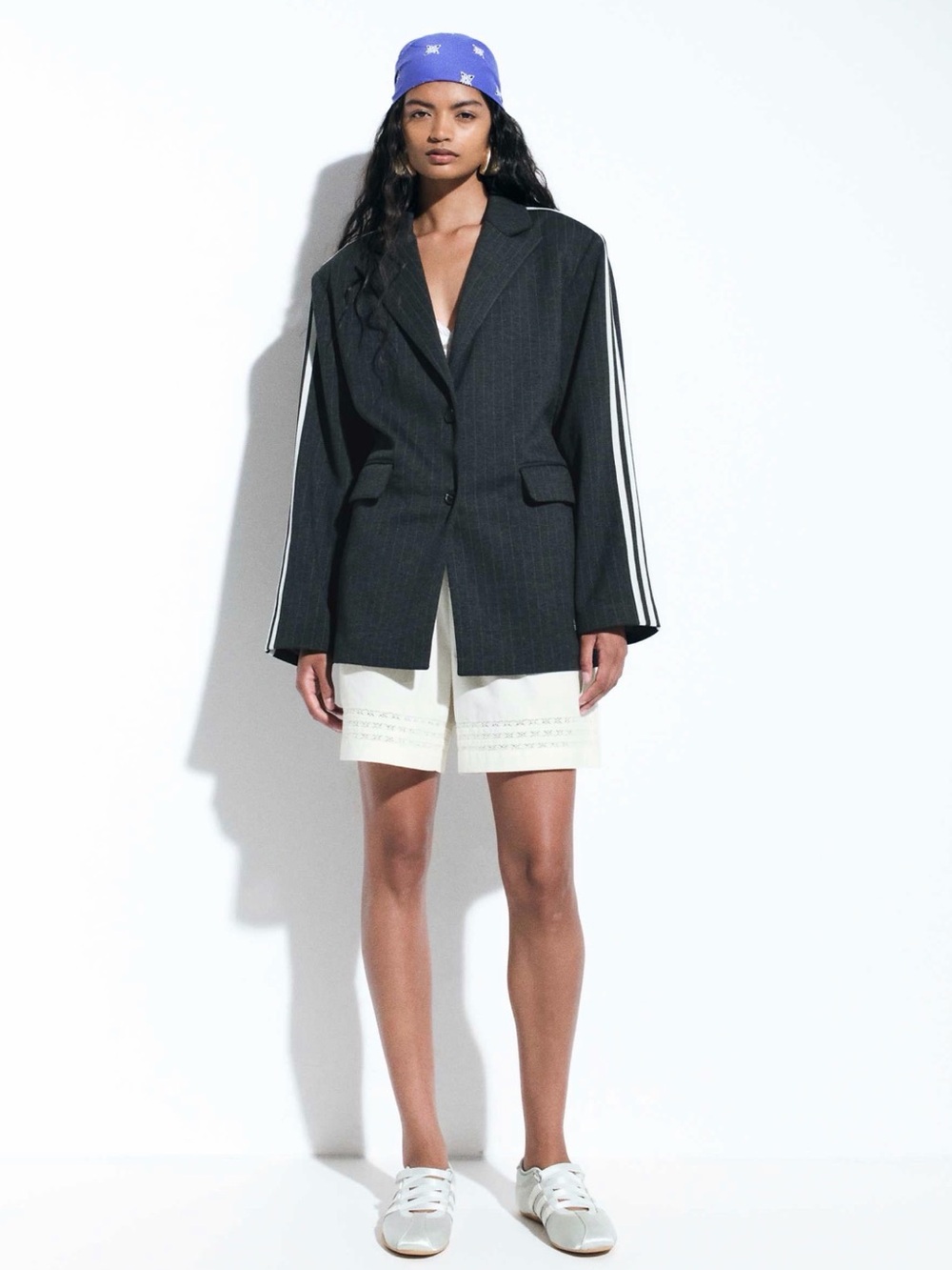 adidas Originals × ASOS size S jersey blazer with cinched waist in charcoal - Picture 4 of 4